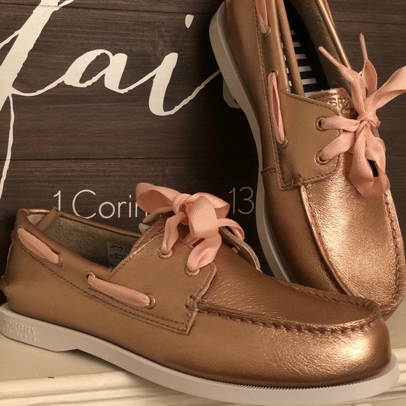 rose gold sperry shoes